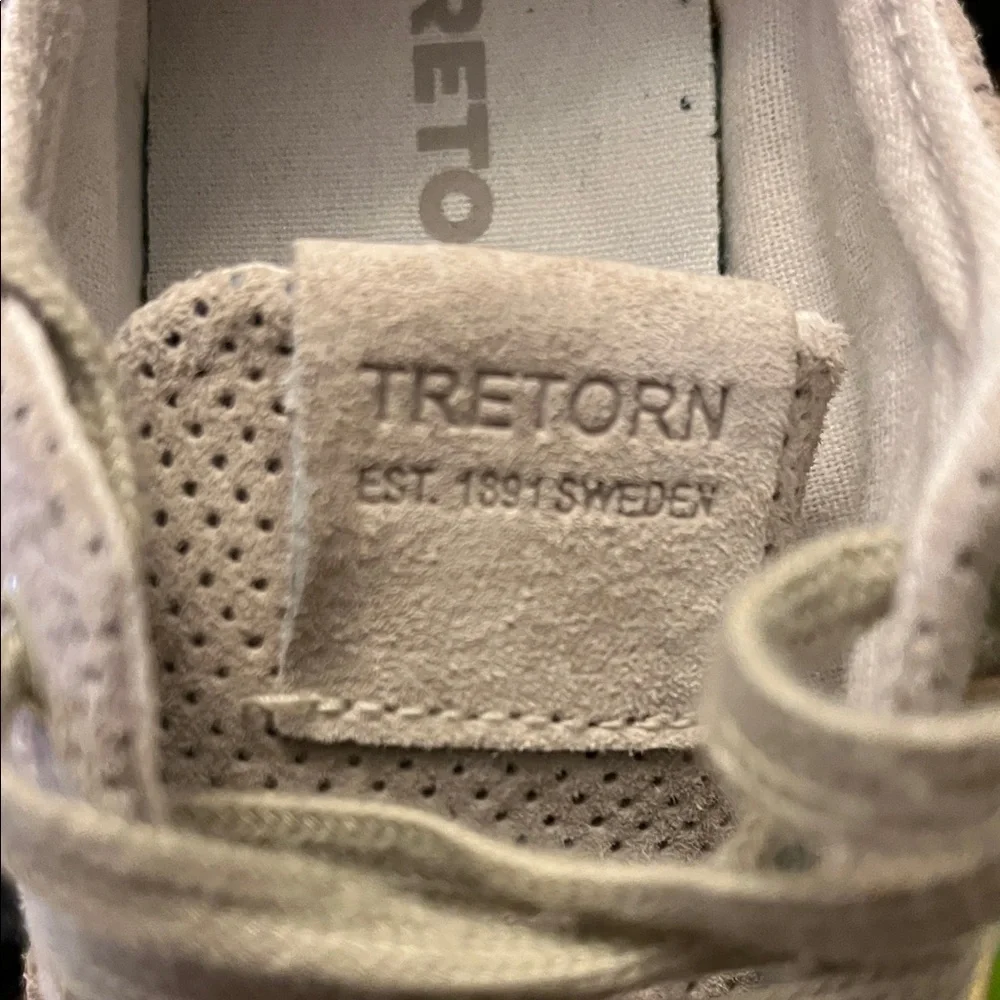 Tretorn stylish tan
